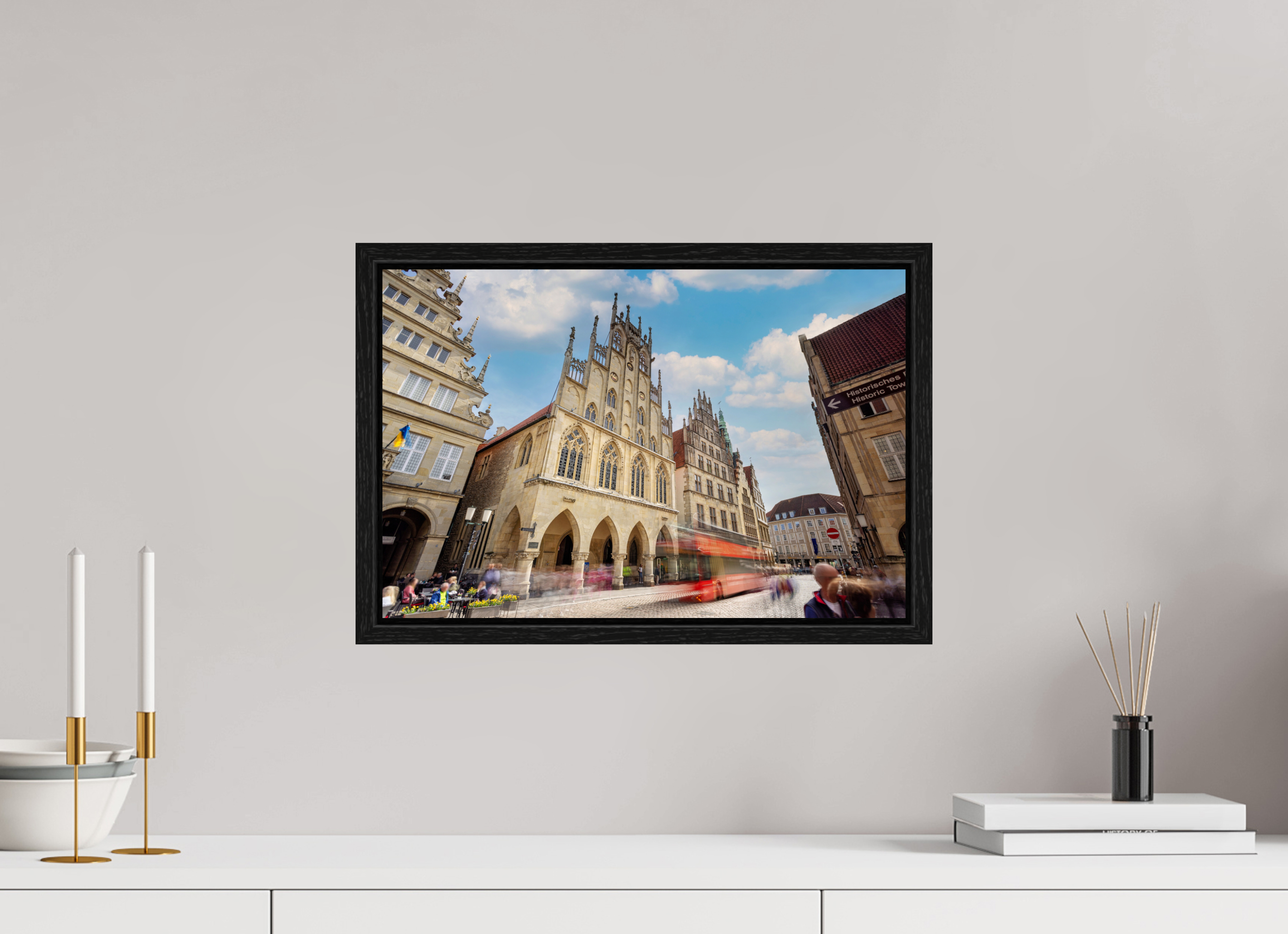 45 x 30 cm, Floater Frame Rathaus und Bus
