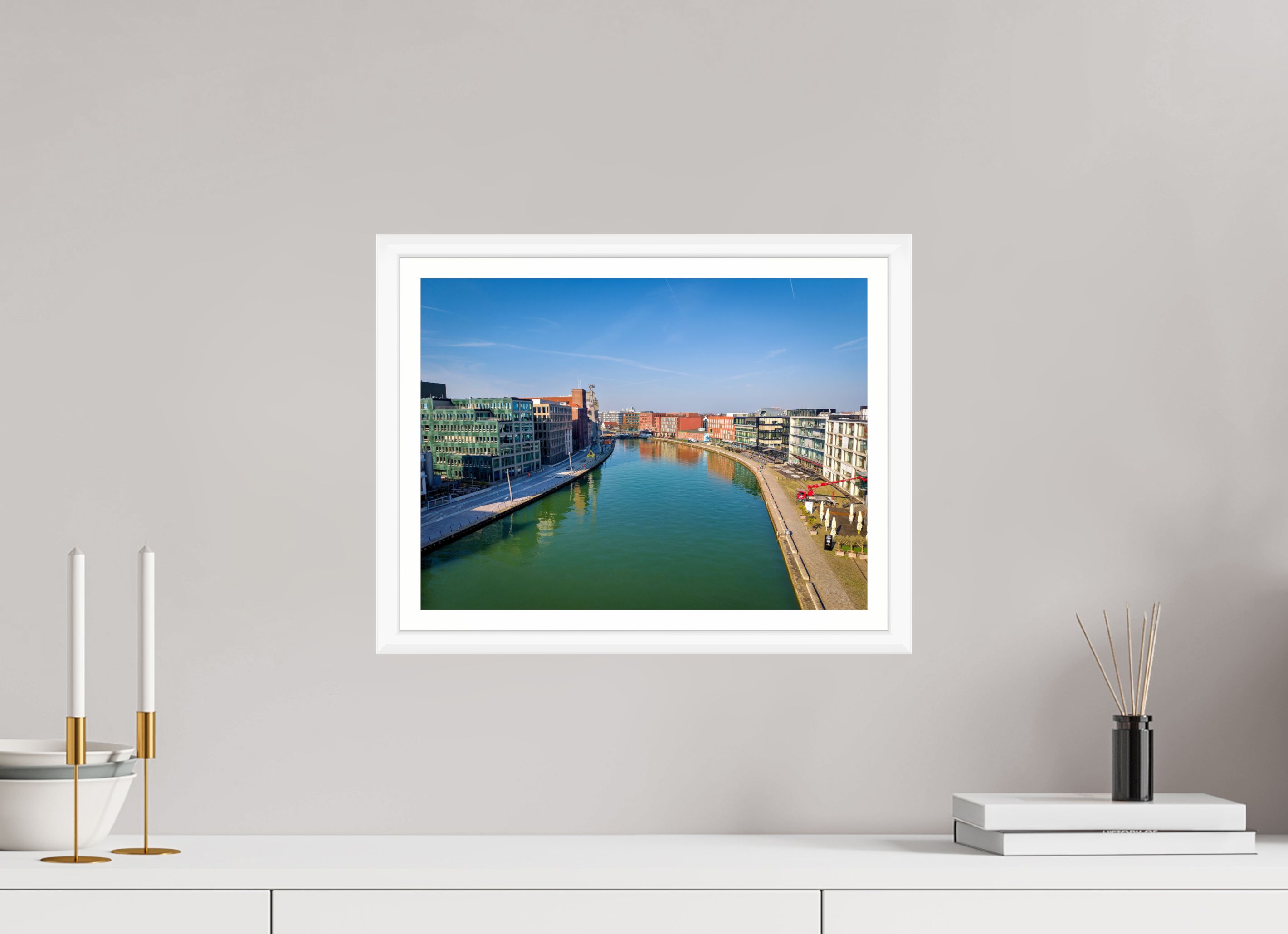 40 x 30 cm, Bern weiß und Rand Münster Hafen – Ruhe zwischen Stahl und Wasser