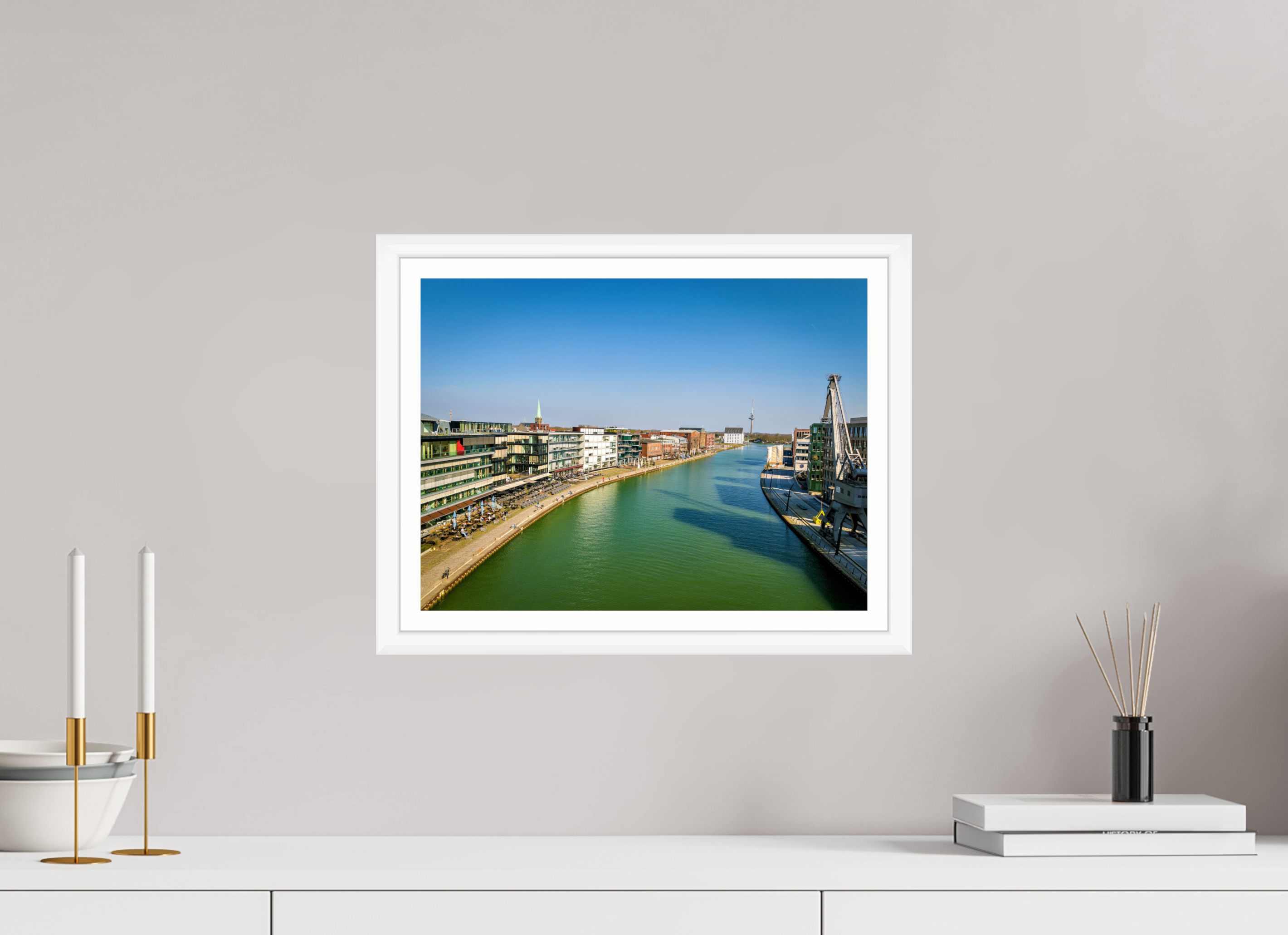 40 x 30 cm, Bern weiß und Rand Münster Hafen – Ruhe zwischen Stahl und Wasser