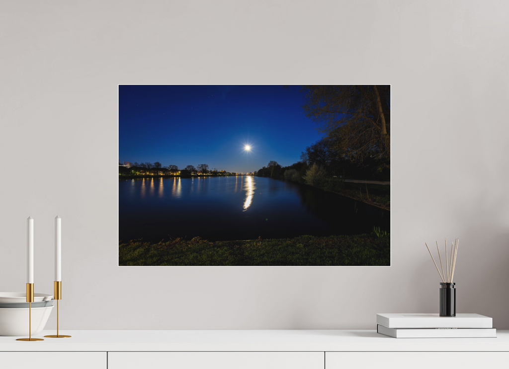 60 x 40 cm, Acrylglas Fine Art Pigmentdruck Aasee bei Nacht