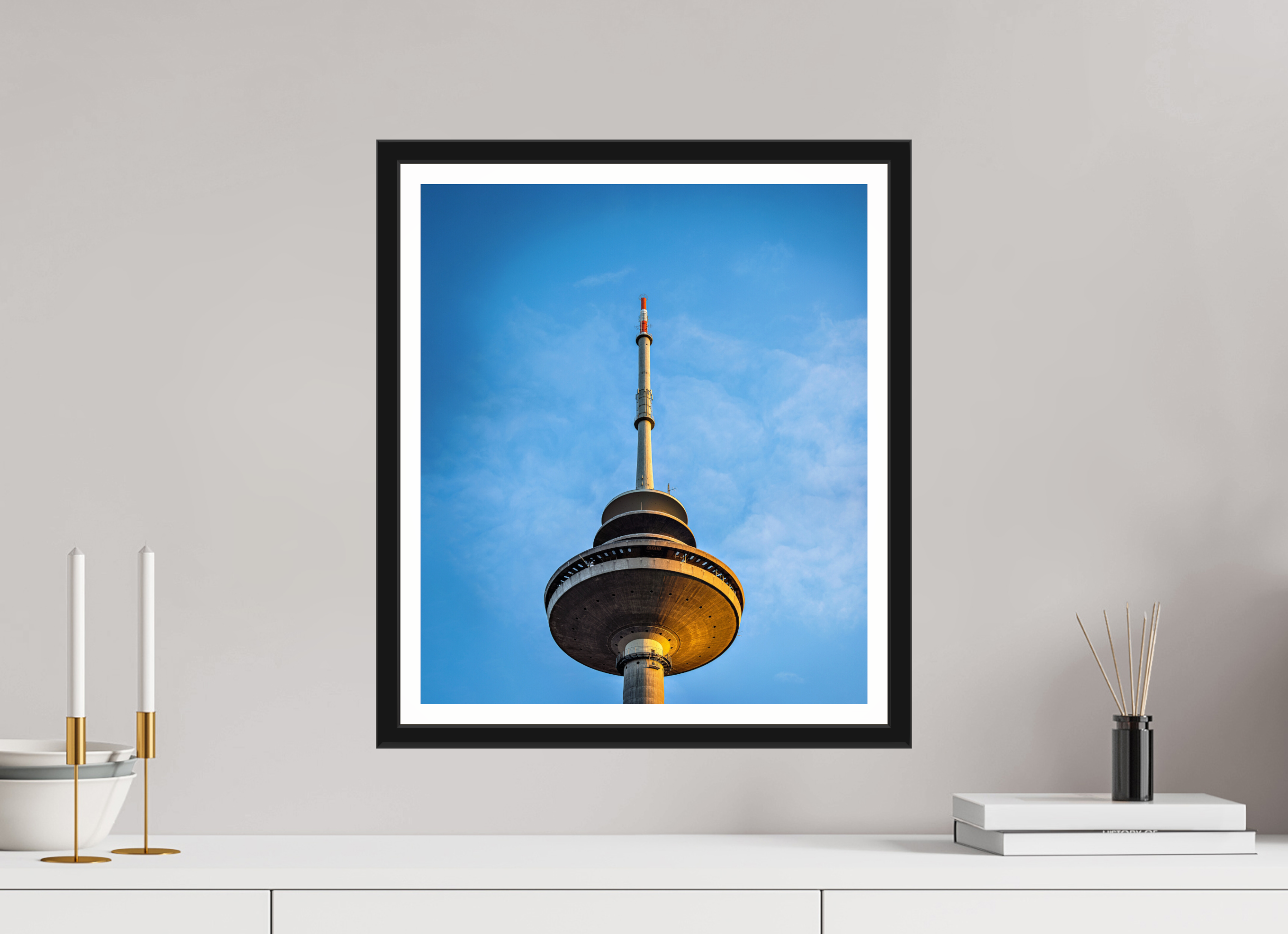 40 x 46,4 cm, Bern und Rand Der Fernsehturm - Die Spitze