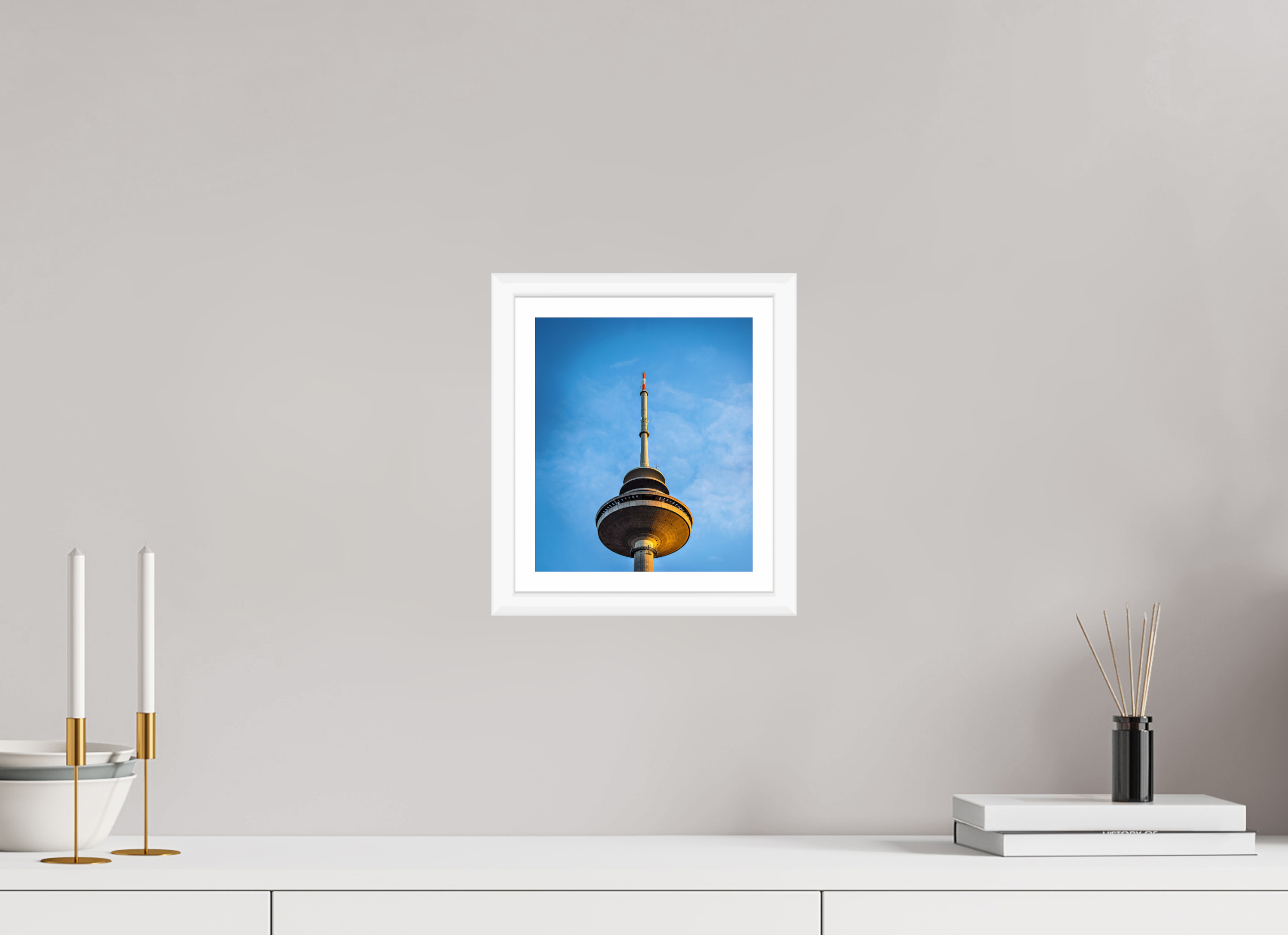 20 x 23,2 cm, Bern weiß und Rand Der Fernsehturm - Die Spitze