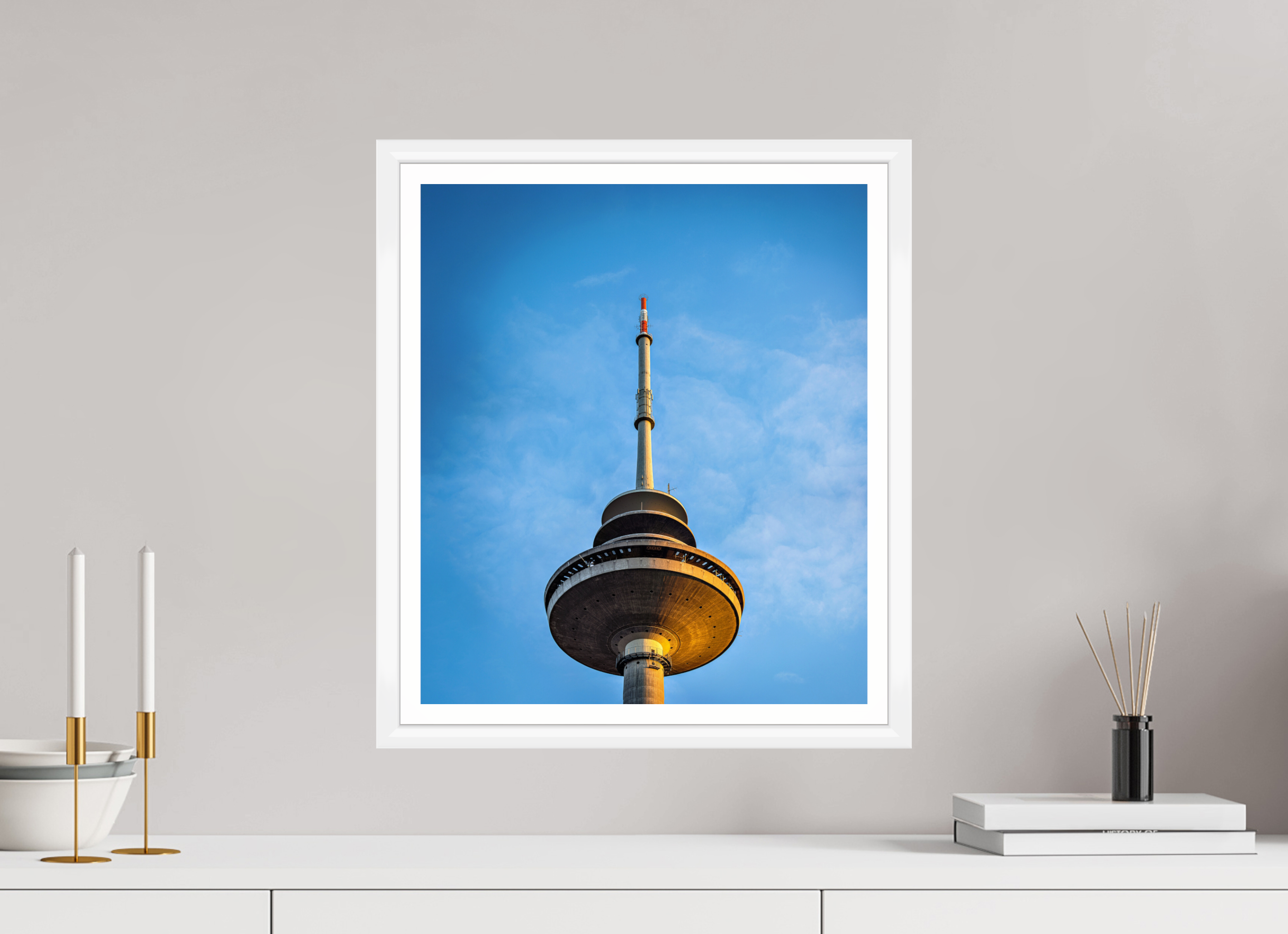 40 x 46,4 cm, Bern weiß und Rand Der Fernsehturm - Die Spitze