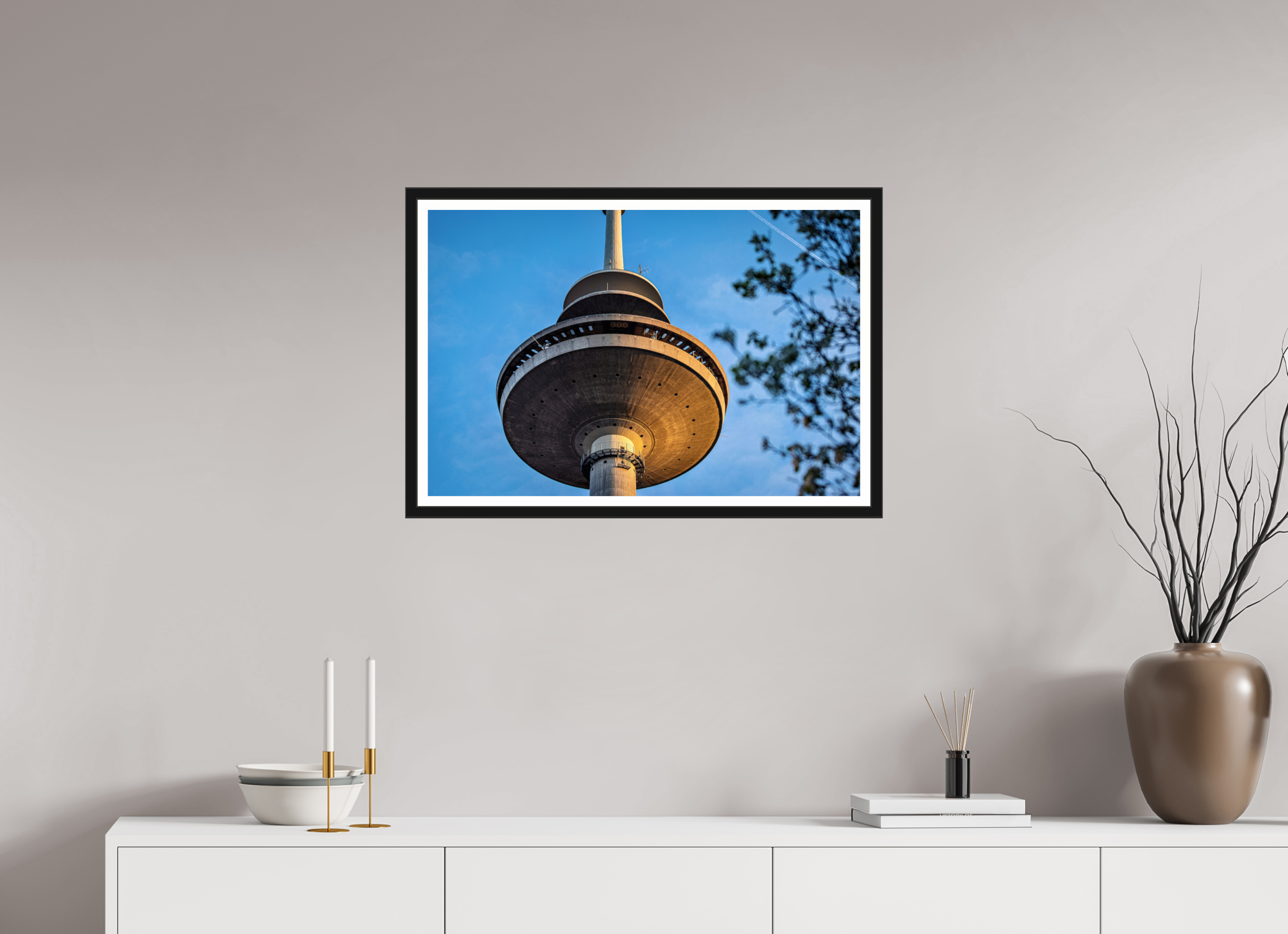 75 x 50 cm, Bern und Rand Der Fernsehturm - Das UFO