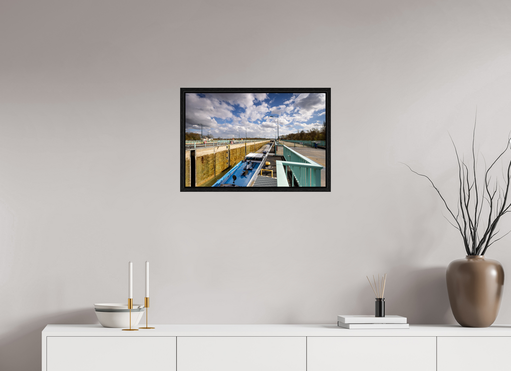 60 x 40 cm, Floater Frame Die Schleuse