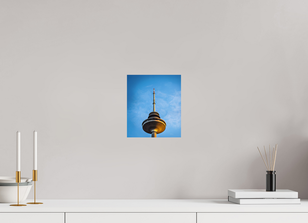 20 x 23,2 cm, Photo Print On Fuji Crystal DP II Der Fernsehturm - Die Spitze