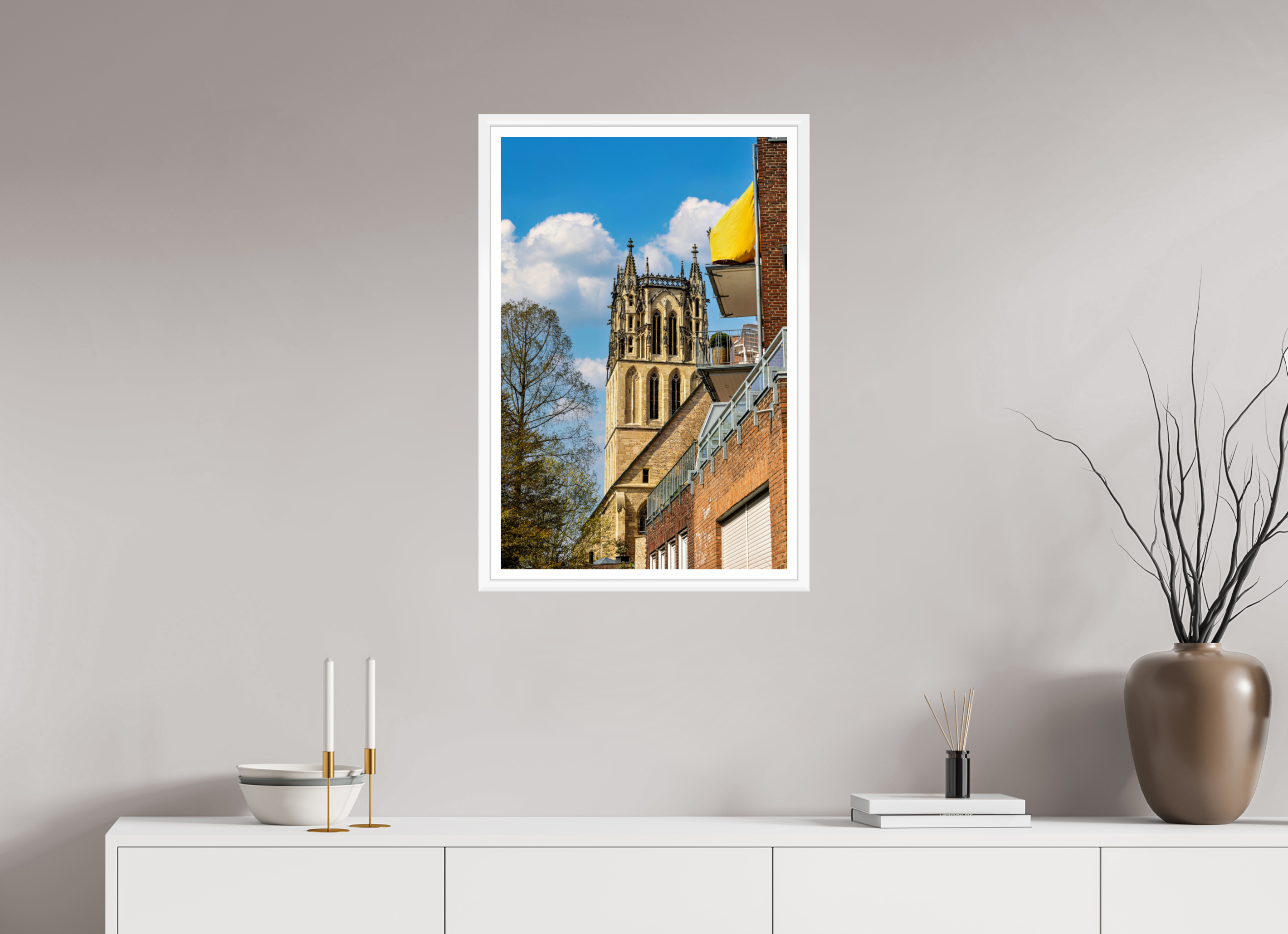 50 x 75 cm, Bern weiß und Rand Überwasserkirche - im Hochformat
