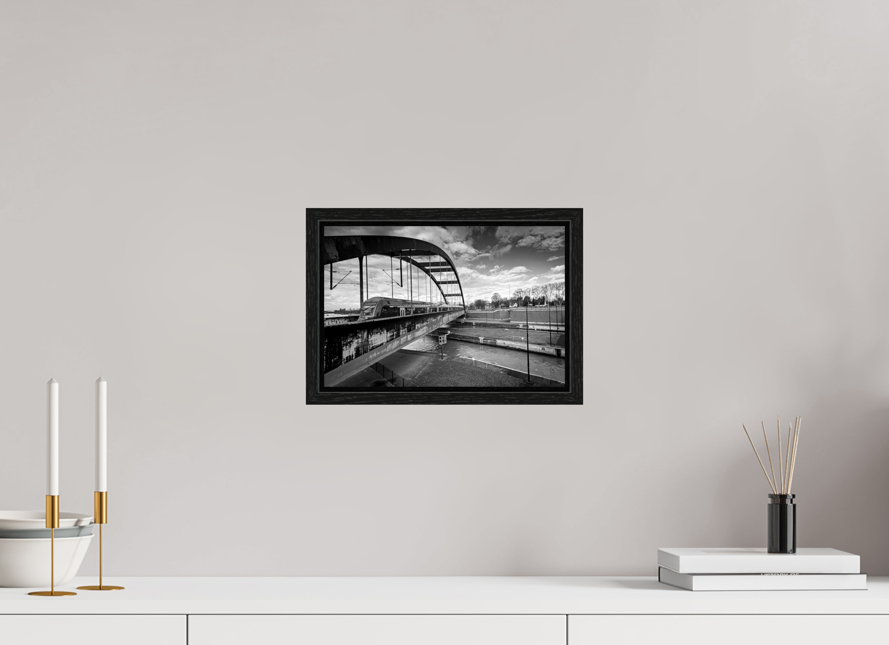 30 x 20 cm, Floater Frame Die Schleuse und der Zug