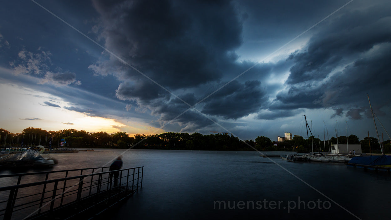 Der Aasee im Gewitter