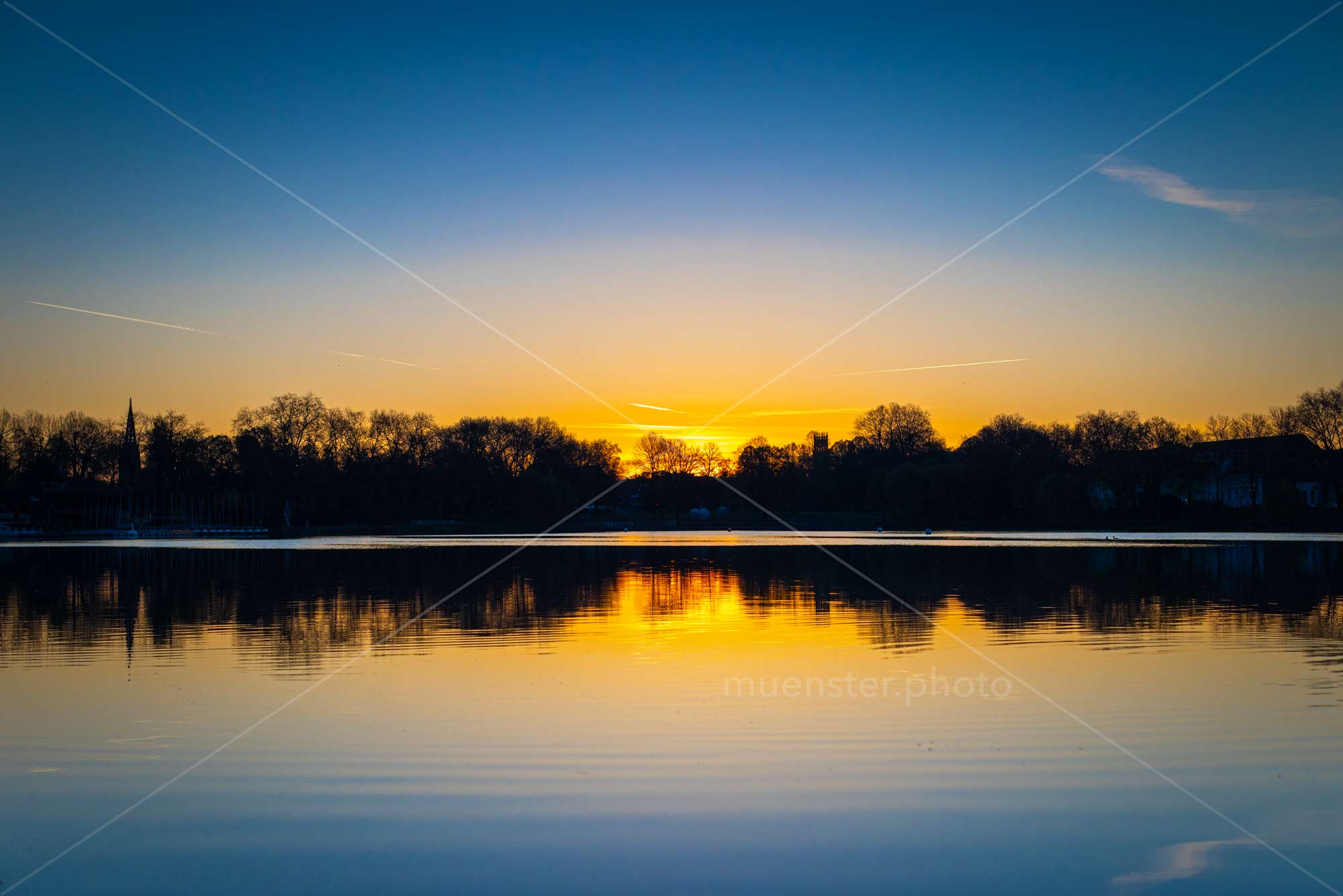 Der Aasee bei Sonnenaufgang