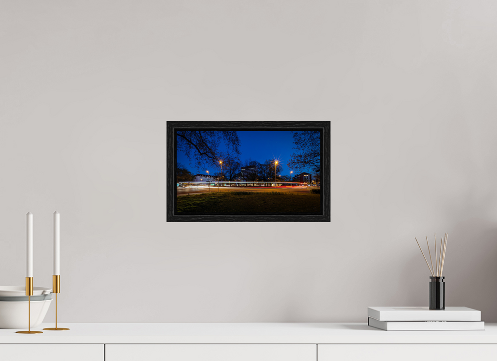 32 x 18 cm, Floater Frame Der Kreisel