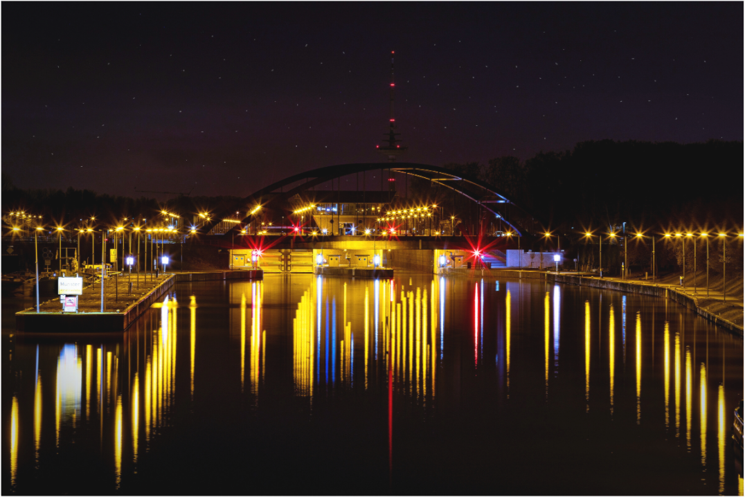 Main image Die Schleuse bei Nacht