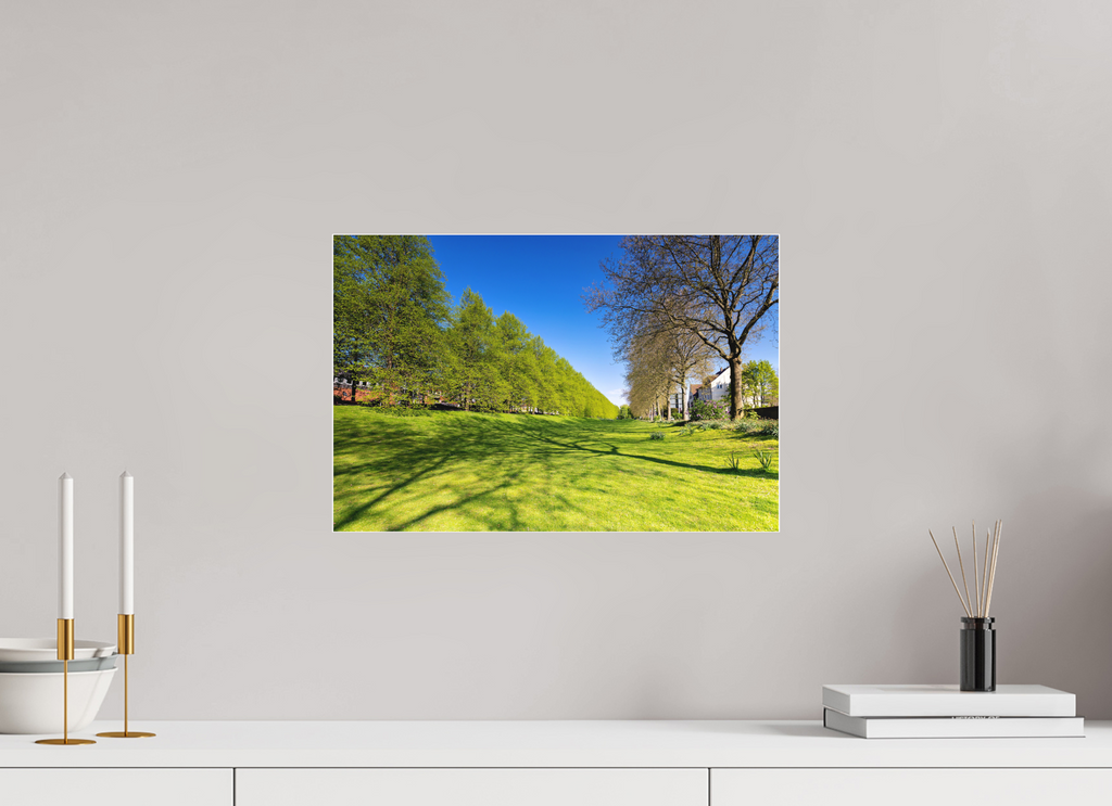 45 x 30 cm, Acrylglas Fine Art Pigmentdruck Graben neben der Promenade