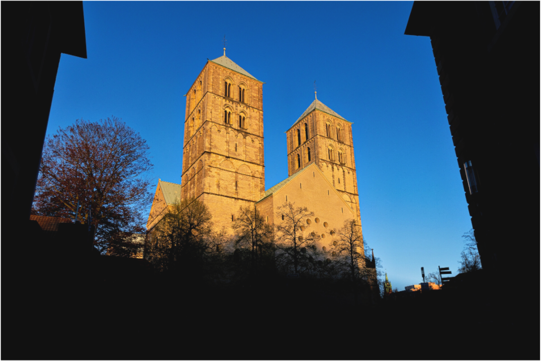 Main image Der Dom - Westseite